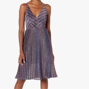 NWT Dress the Population Haley Metallic Stripe V-neck Cocktail Dress